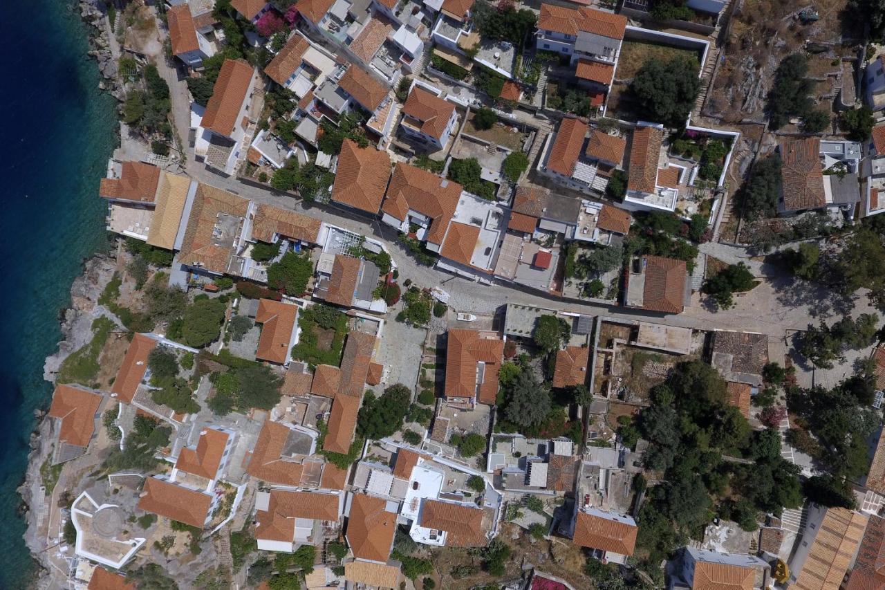Loukia'S Apartments Hydra  Exterior photo