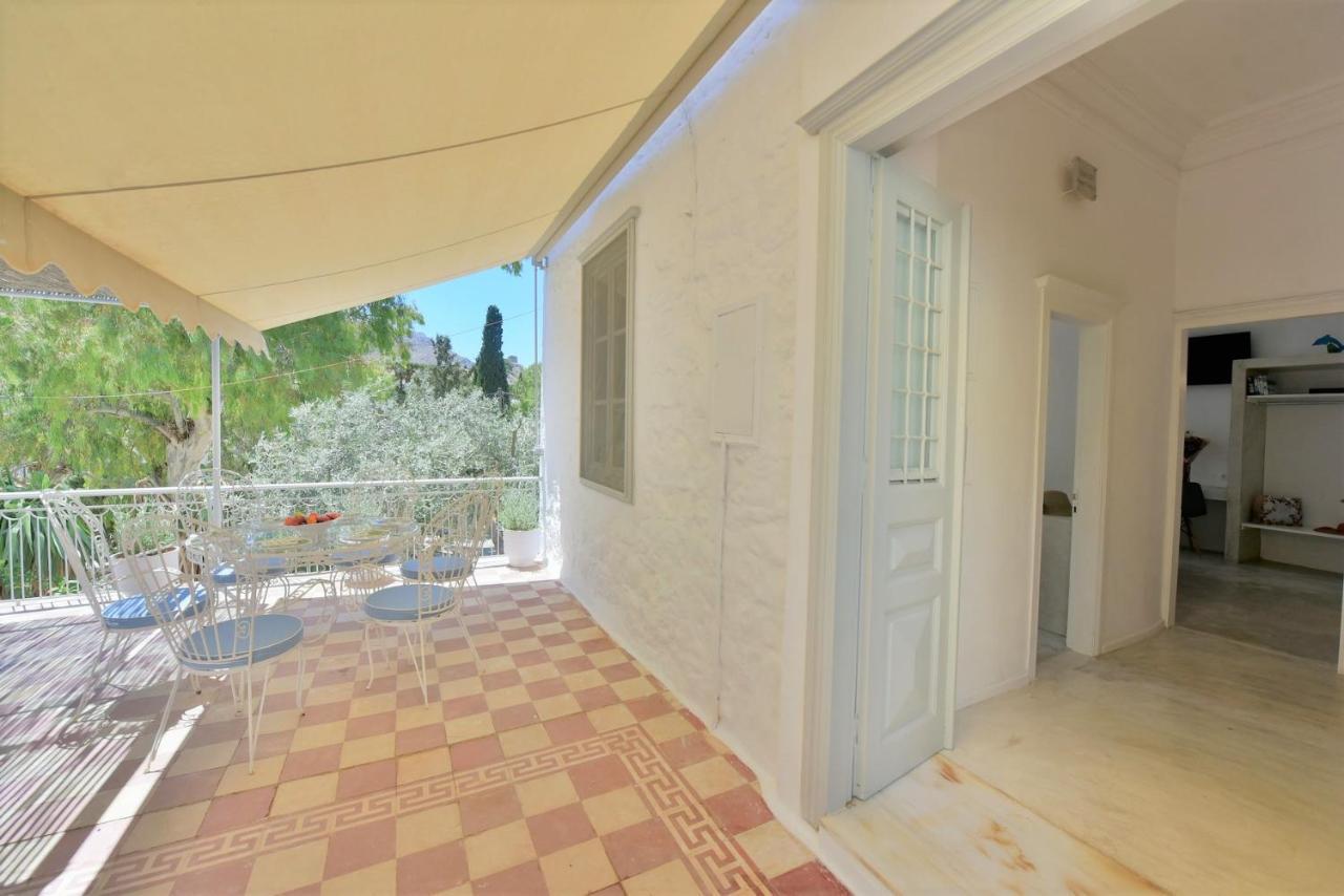 Loukia'S Apartments Hydra  Exterior photo